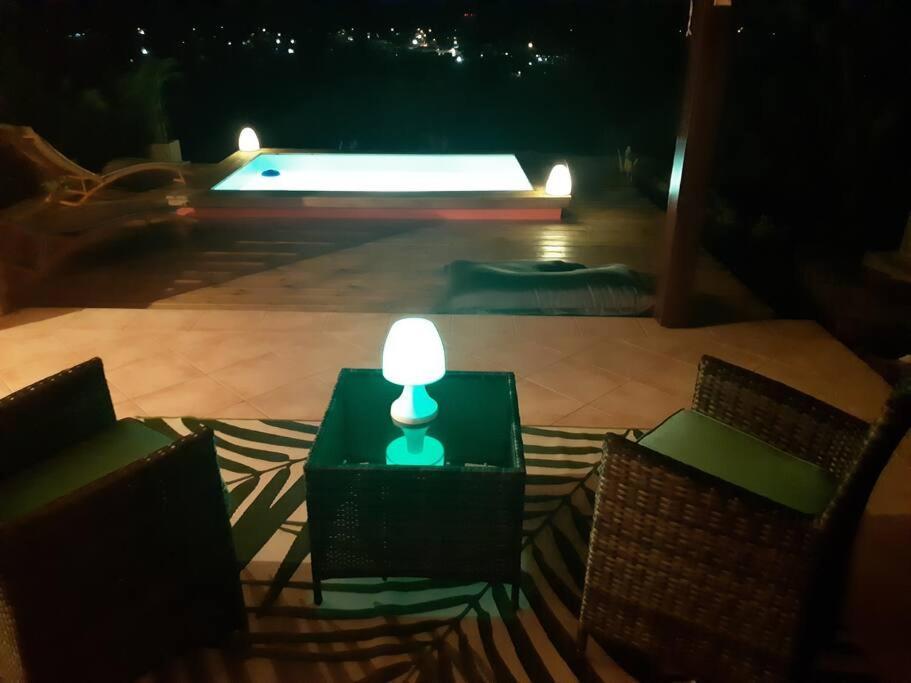 TI COIN RELAX bungalow vue mer piscine privée Saint-Francois  Esterno foto